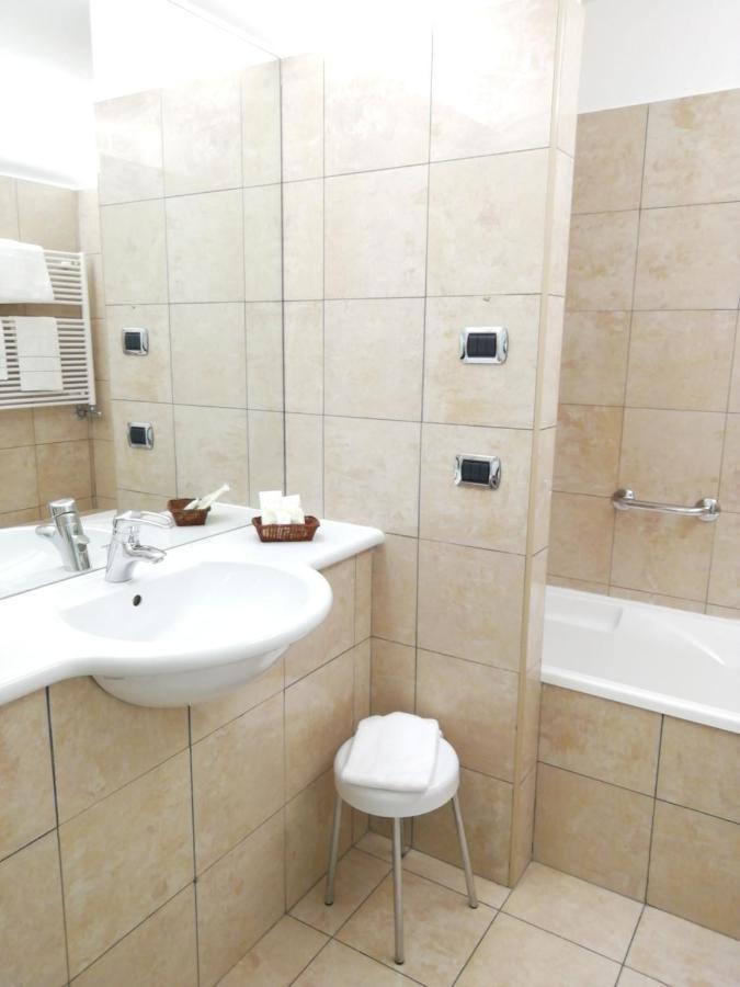 Delta Hotel Apartments San Donato Milanese Eksteriør bilde